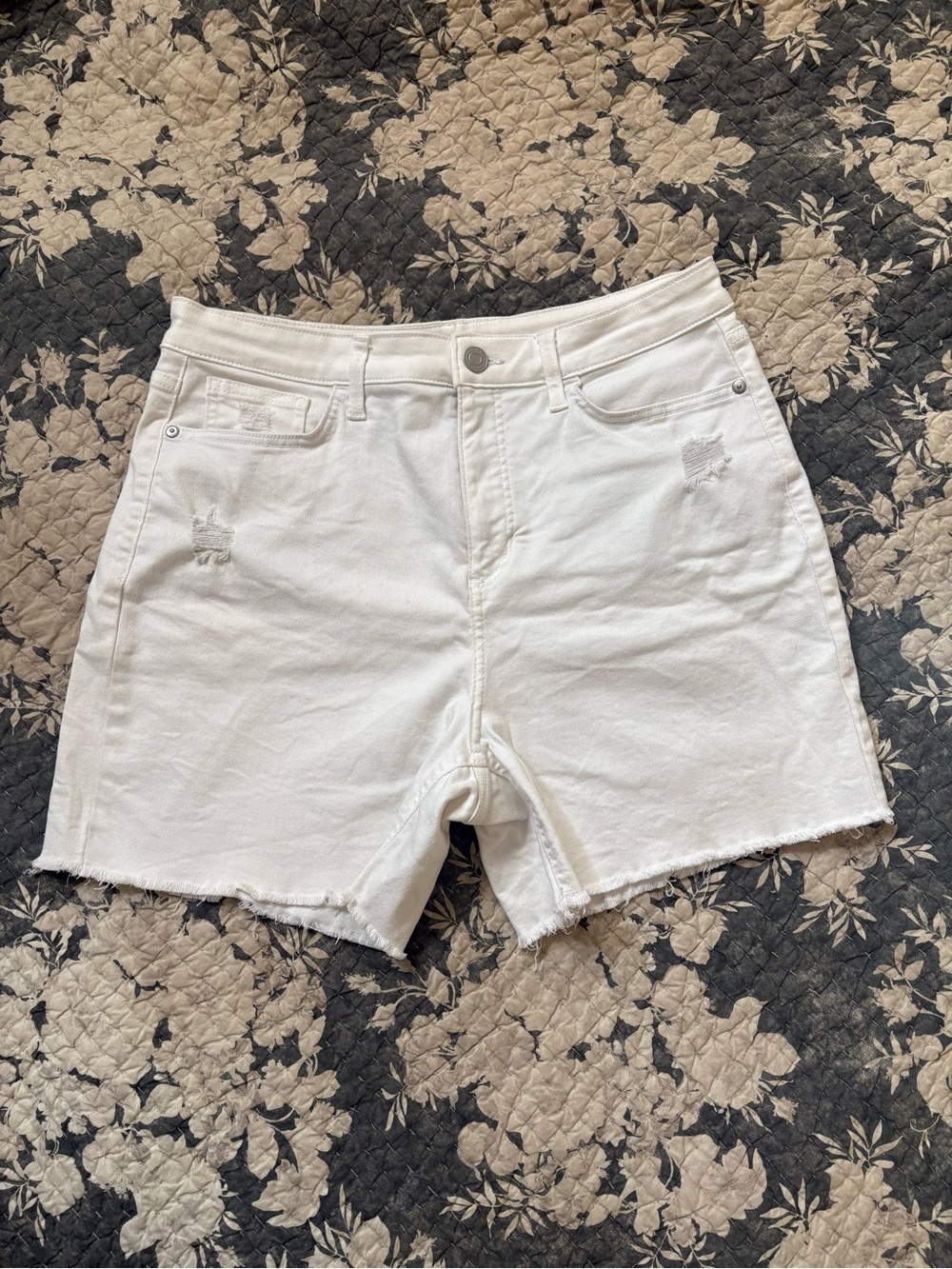 LC Lauren Conrad White Distressed High-Rise Denim Shorts